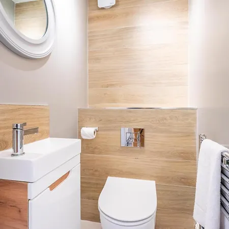 Dewsbury Court 펜션 *