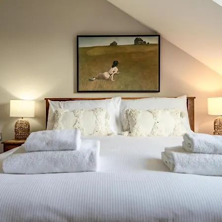 Dewsbury Court Holiday home York